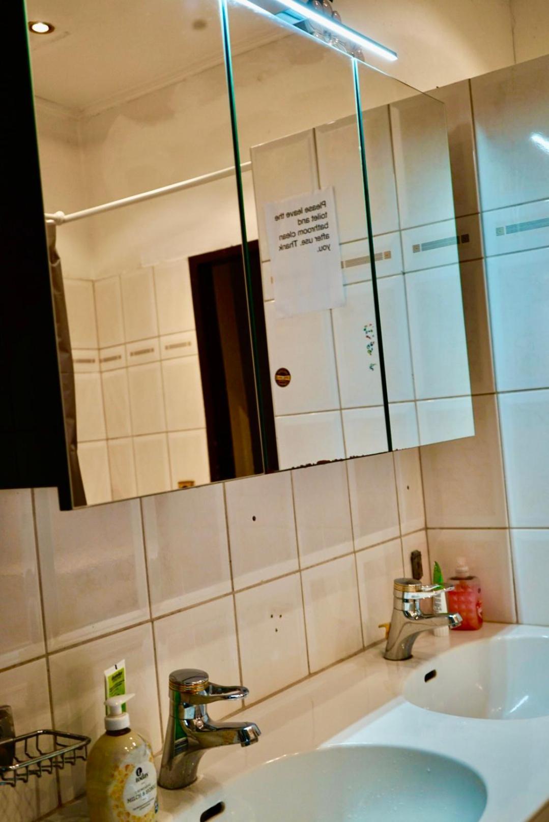 U6 Schoepfwerk Hostel 1 Wien Ngoại thất bức ảnh